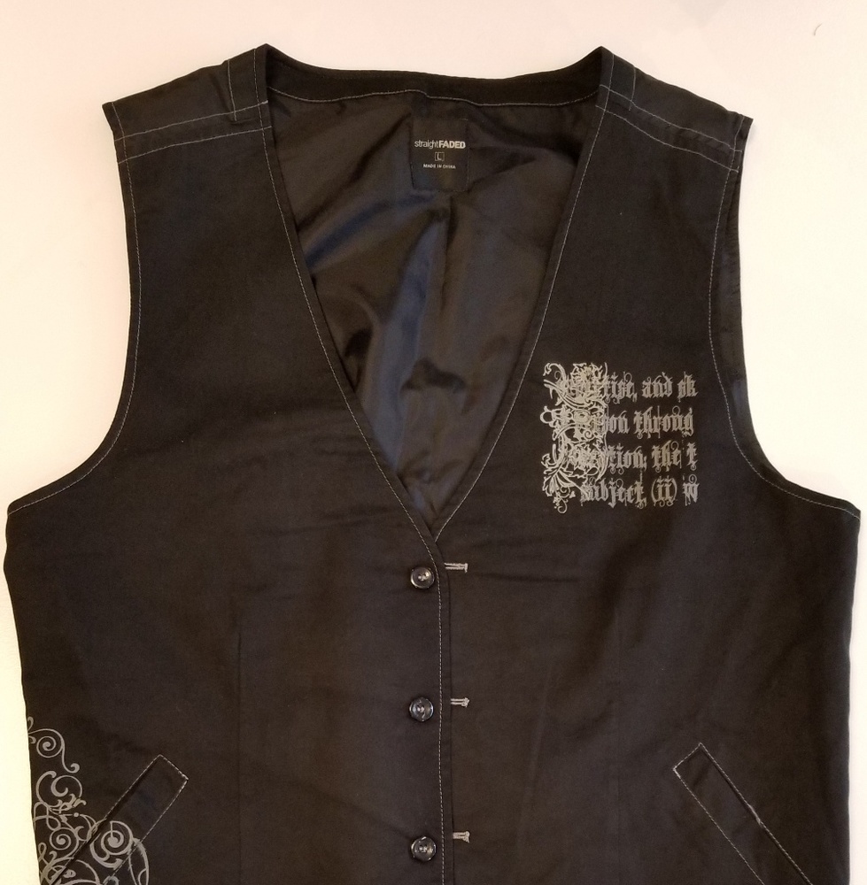 StraightFaded vest